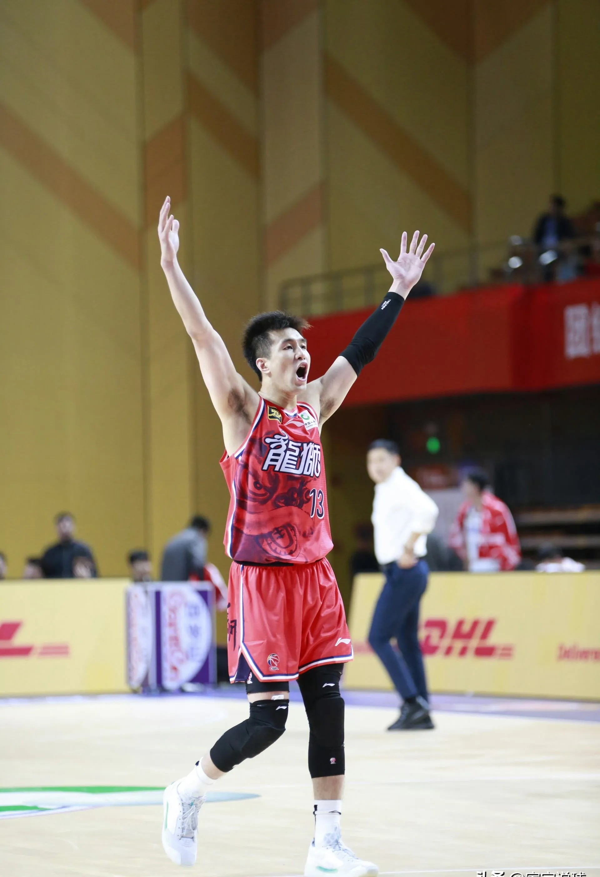 球员转会传闻不断,赛季后市场火爆的简单介绍 球员转会传闻不断,赛季后市场火爆的简单介绍