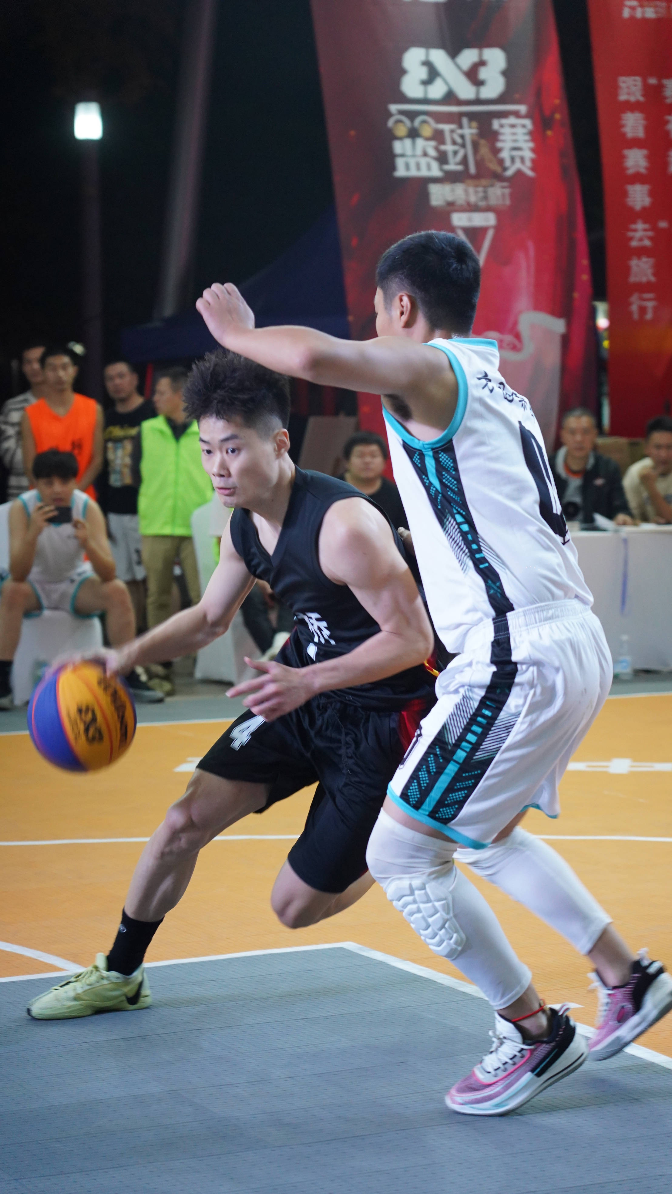 雷火电竞亚洲先驱-关于篮球比赛气氛热烈，赛况惊心动魄的信息