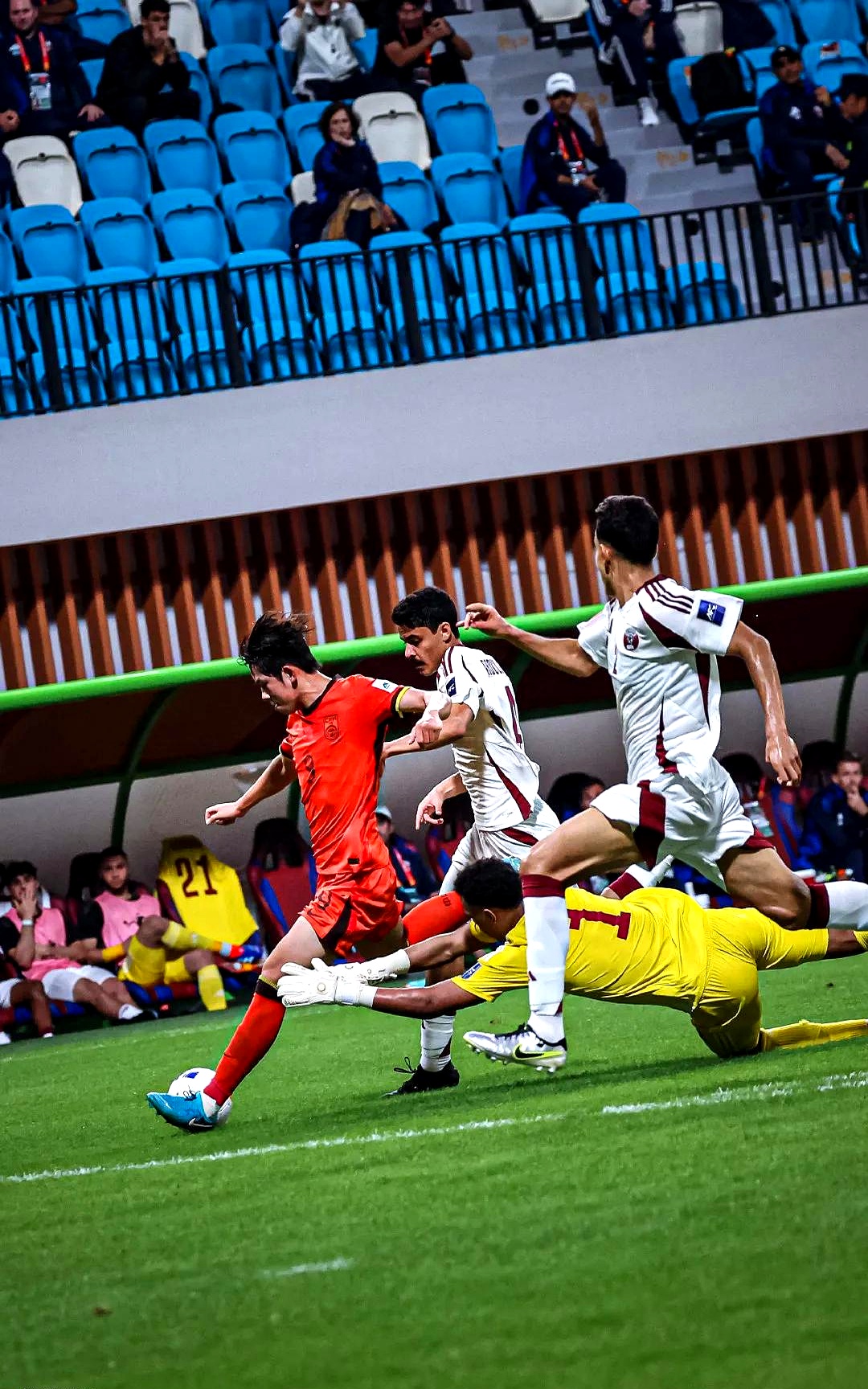 雷火电竞下载-卡塔尔球队实现逆袭，反超对手