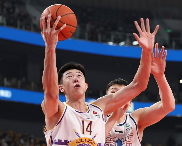 四川男篮擒下重要胜利,击败对手赢得关键比赛的简单介绍 四川男篮擒下重要胜利,击败对手赢得关键比赛的简单介绍