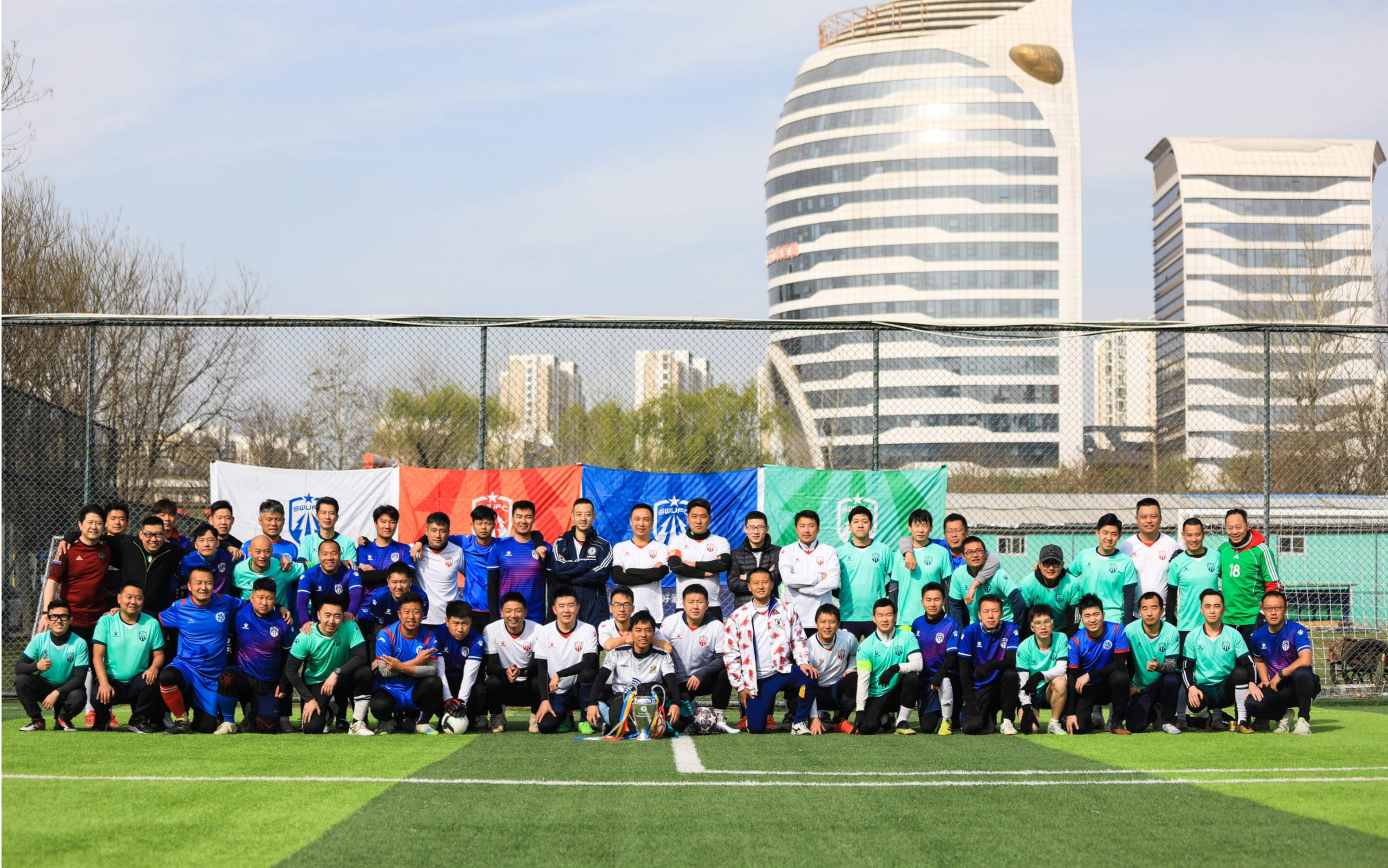 高水平足球比赛中的团队配合 高水平足球比赛中的团队配合