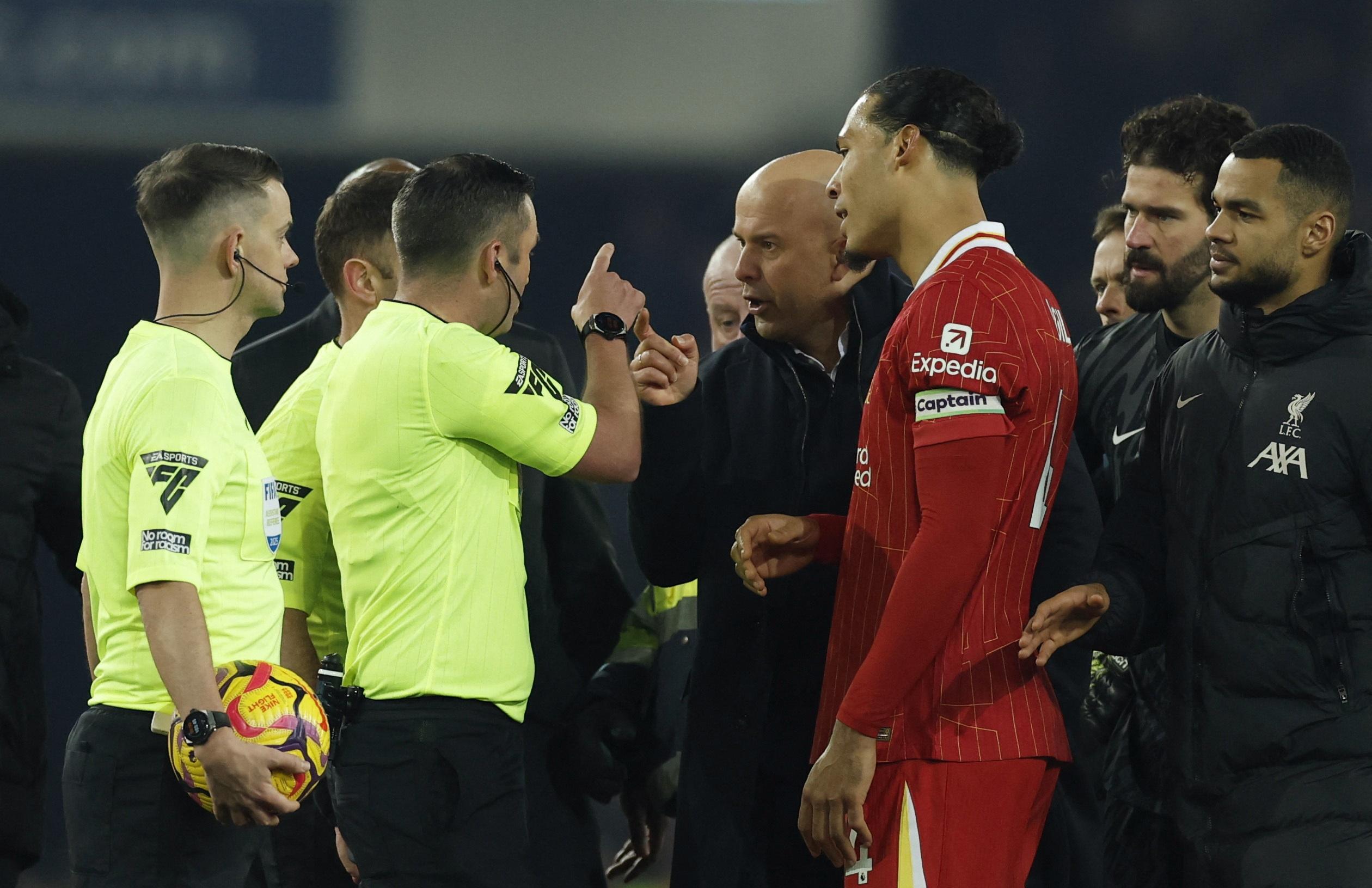 全球热议！英超场外八卦引关注