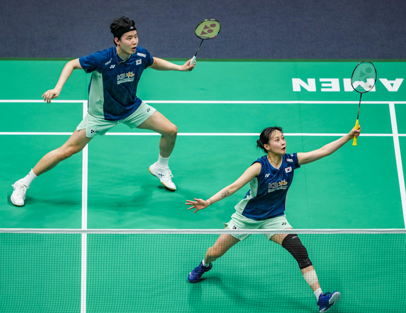 雷火电竞网站-印尼队轻取泰国队，黄鸭组合惊艳四座