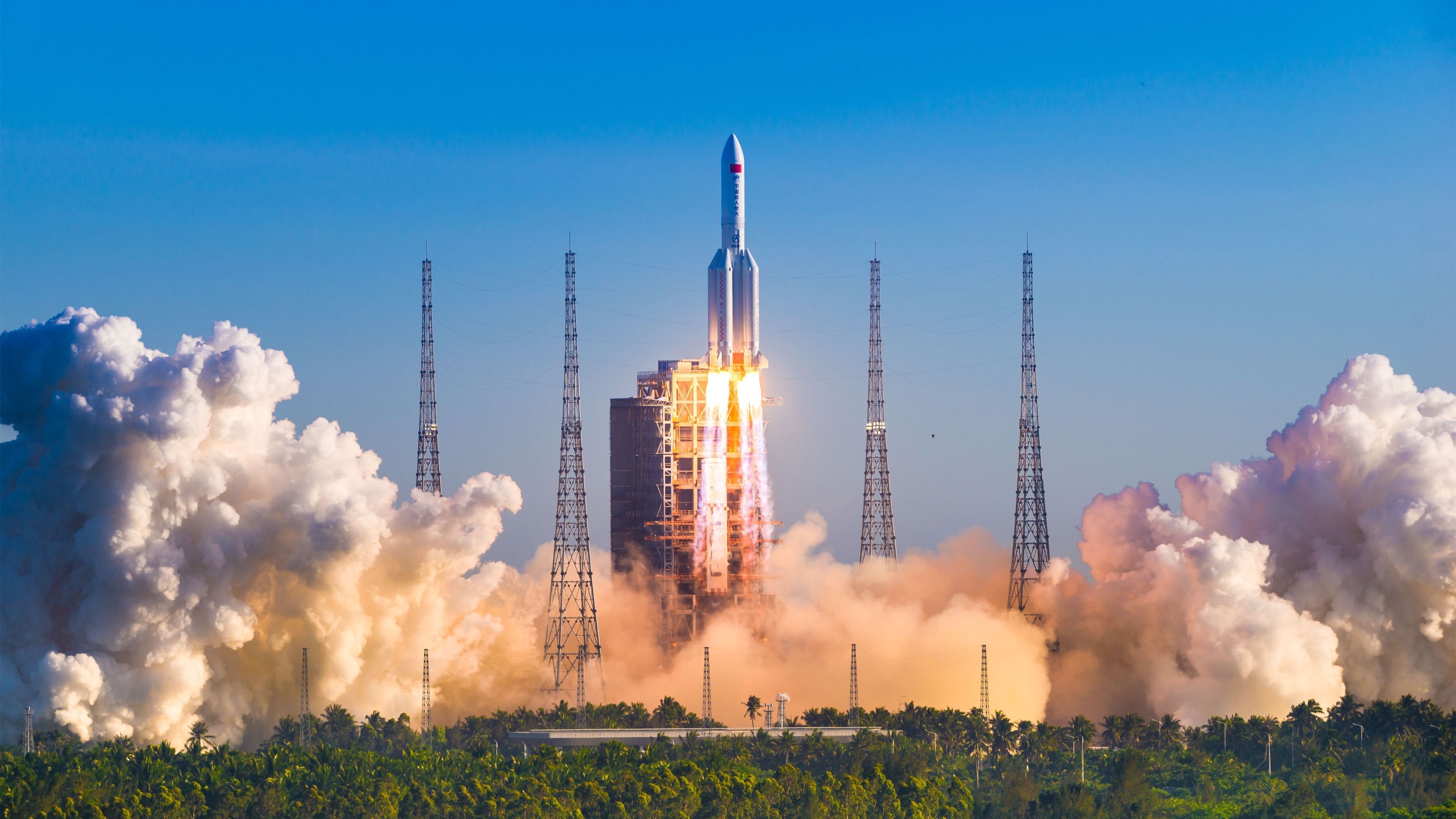 雷火电竞-唯一性之战，老鹰巅峰对决湖人，班凯罗季后赛接管比赛的传奇时刻