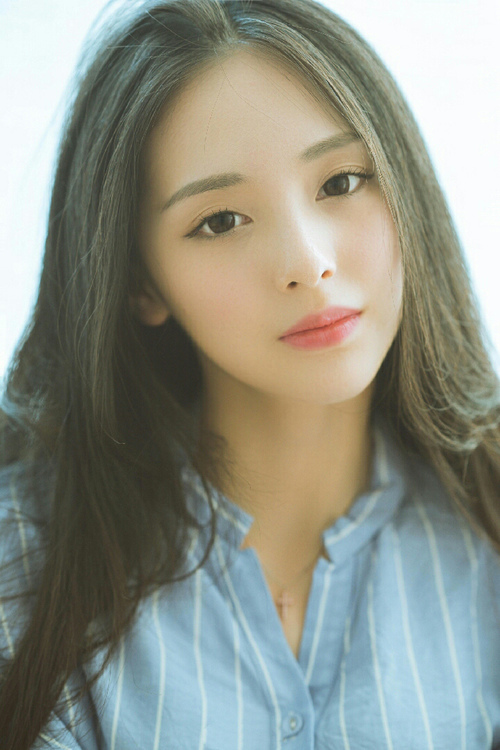 雷火电竞app-巅峰对决，恩比德狂轰45+18，新疆队力克吉林队主宰比赛走向