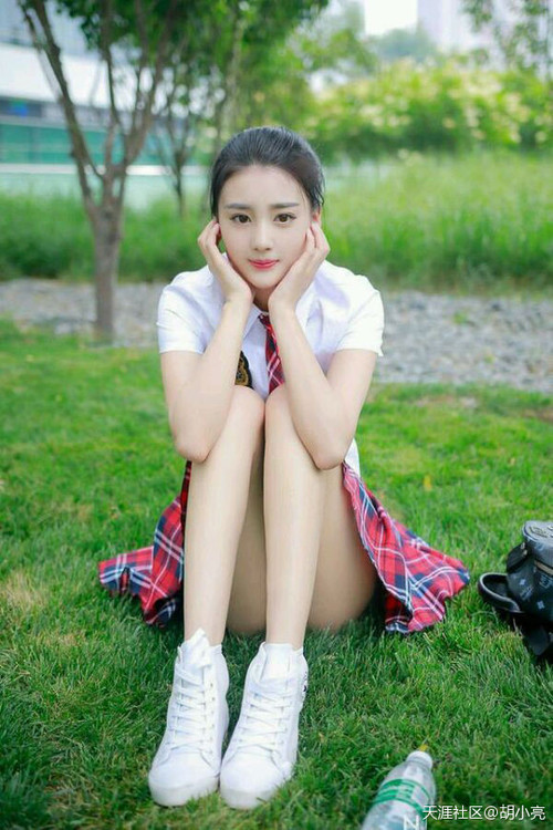 险胜背后,魔笛写下神迹终章,恩佐在领袖倒影中登基