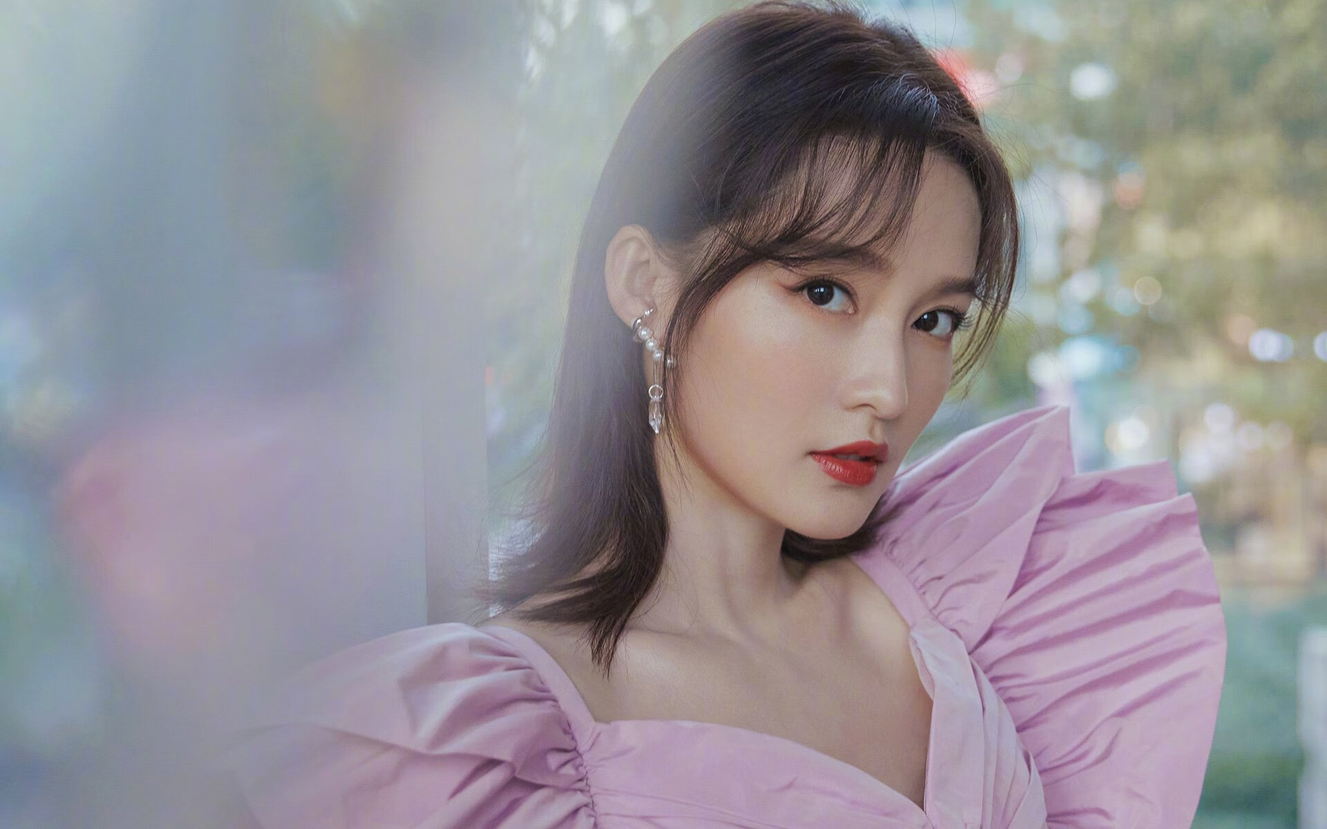 雪原烈火映伦敦,当尤文跨越玻利维亚神话,孙兴慜证明足球的无疆界