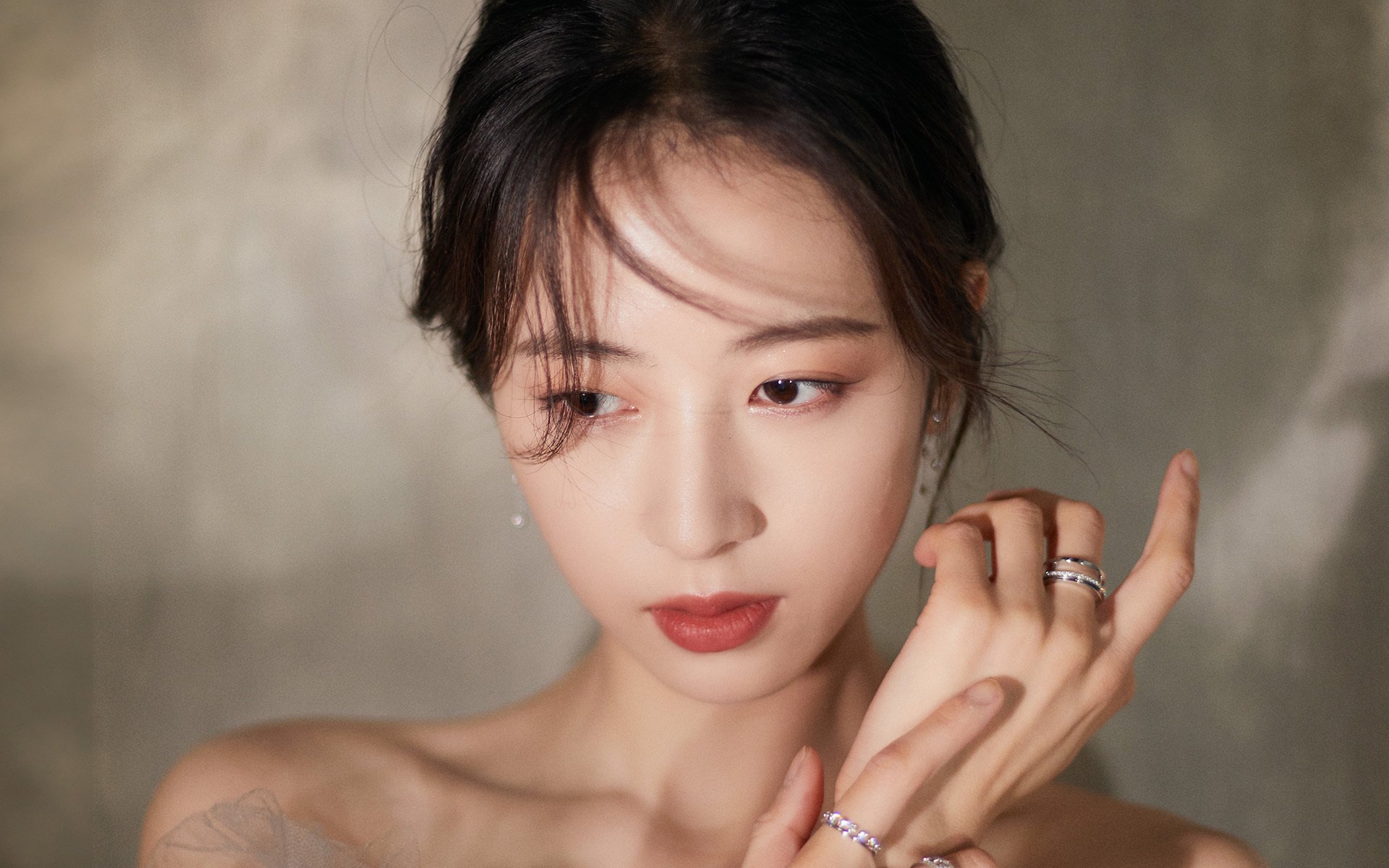 恩佐·费尔南德斯，横跨三大洲的足球浪人，一脚踢碎卡塔尔的淘金梦